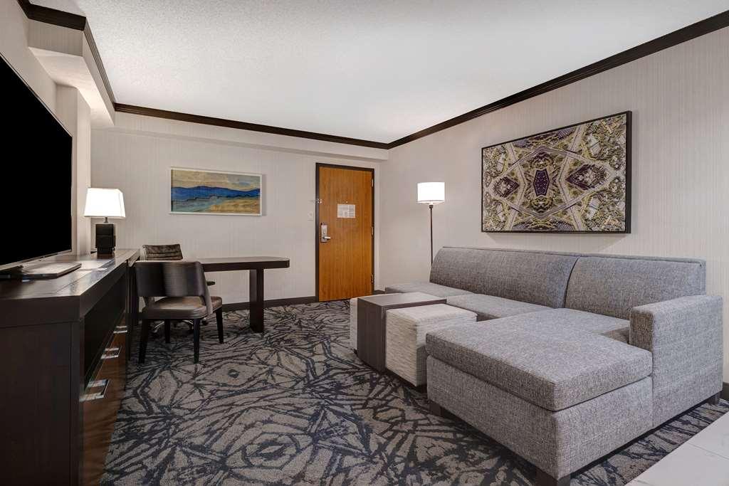 Hotel Embassy By Hilton Silicon Valley