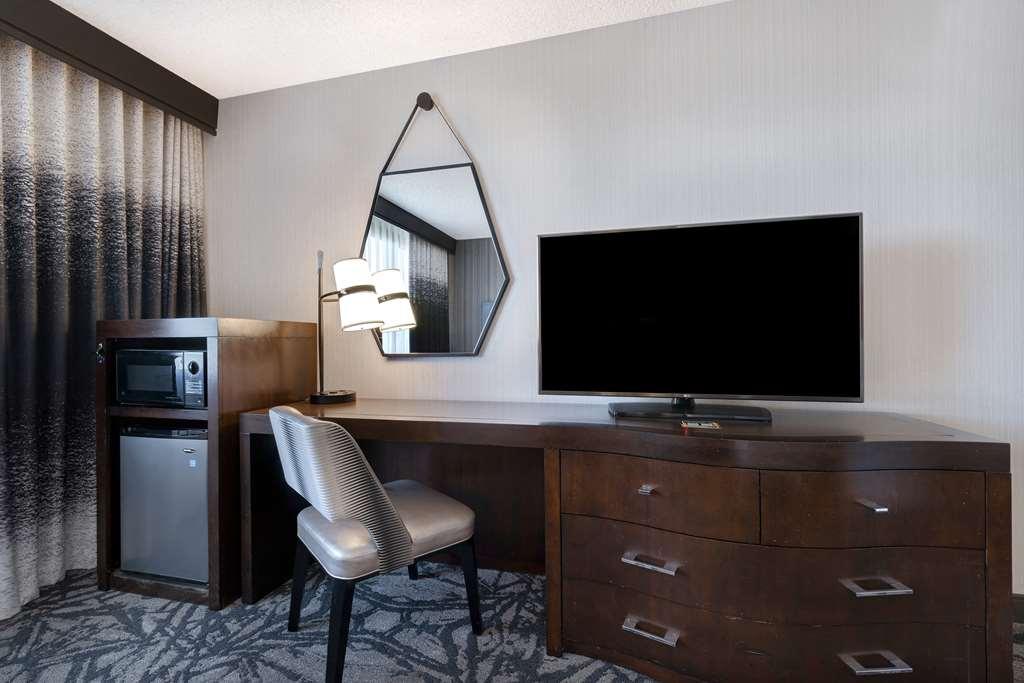 Embassy By Hilton Silicon Valley Hotel Santa Clara